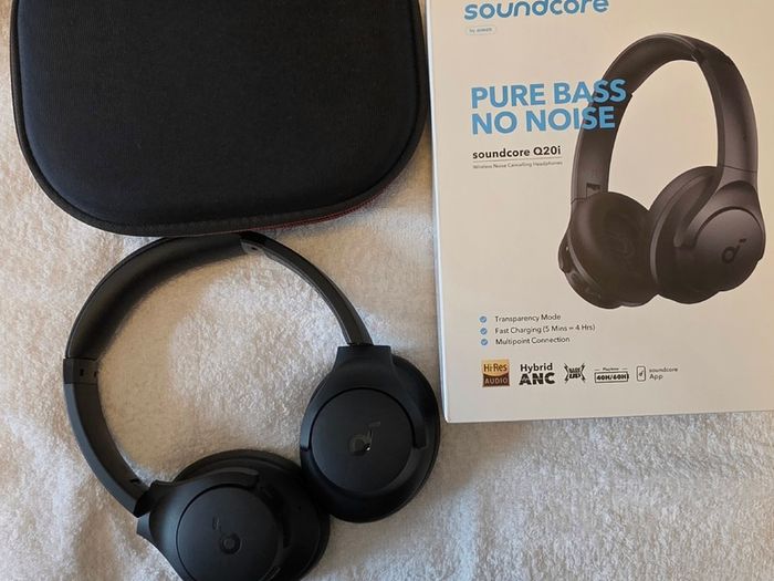 Soundcore Q20i Wireless Noise Cancelling Headphones