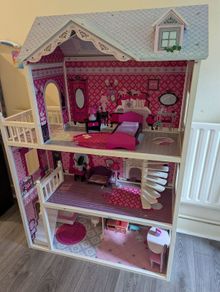 Large dollhouse with accessories