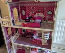 Large dollhouse with accessories