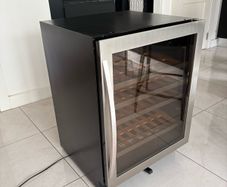 Caple WI6118 Wine Fridge