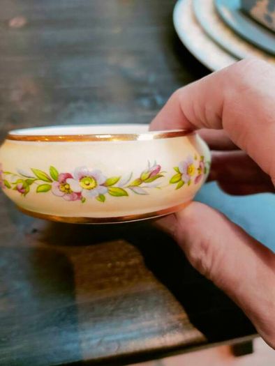 Royal Tara collection dish
