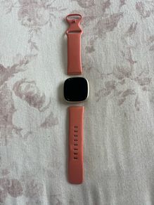Fitbit Versa 3 Smartwatch