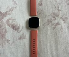 Fitbit Versa 3 Smartwatch