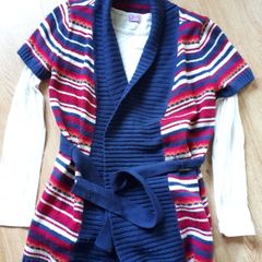Girls Cardigan. Age 10-11