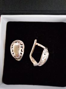 stud silver earrings