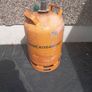 gas bottles (around half full) Image 4