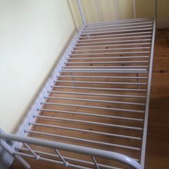 Single bed frame