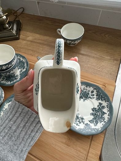 Vintage cup set