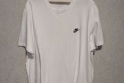 Nike tee shirt