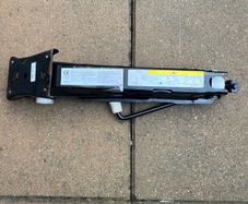Audi A6 C7 Car Jack
