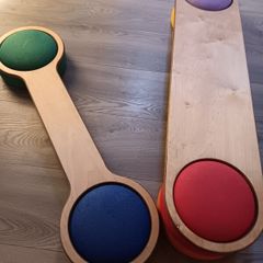 Wooden bridges for use with Staplestein stepping stones