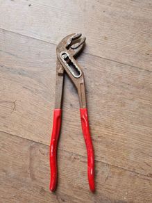 Slim Jaw Waterpump Pliers