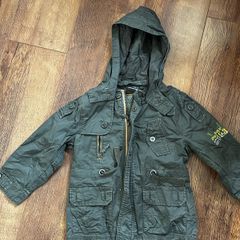 Boys jacket size 3-4