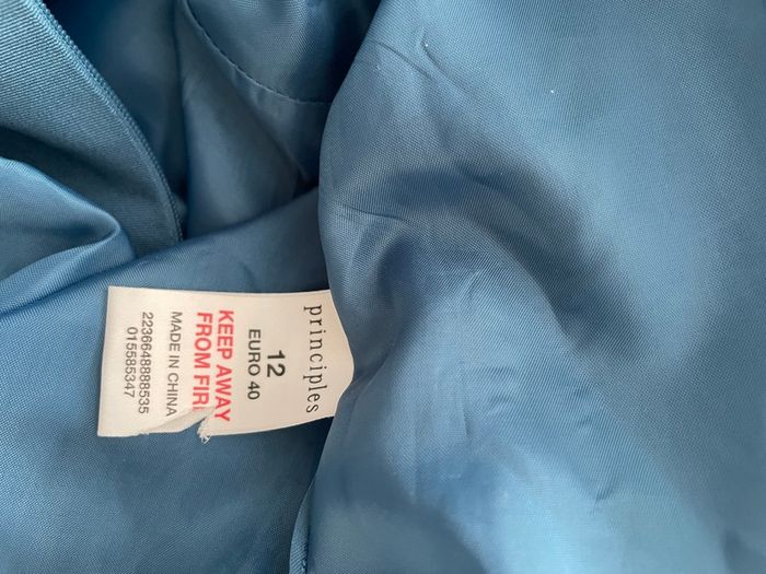 Principles Teal Beaded Sleeveless Top - Size 12