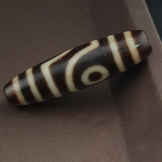 Antique Himalayan Tibetan 2 Eyes Agate Dzi Bead Amulet
