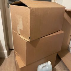 cardboard boxes moving/storage/parcel.