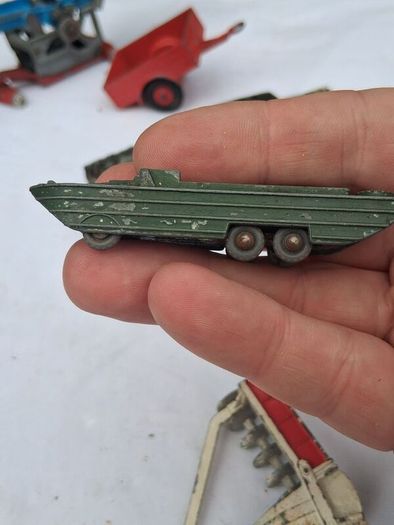 Vintage Diecast Toy Collection (Dinky,Lesney,Mecanno,Corgi) 22 Pieces