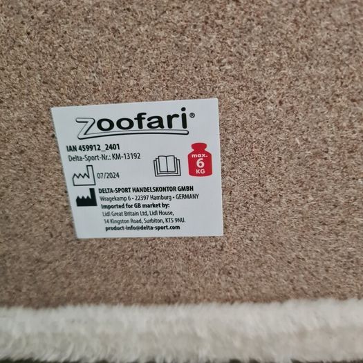 Zoofari Cat Scratching Post