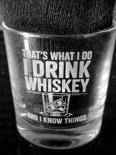 Whiskey Gift Set with Personalised Whiskey Glass