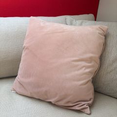 2 Cushions, pink velvet