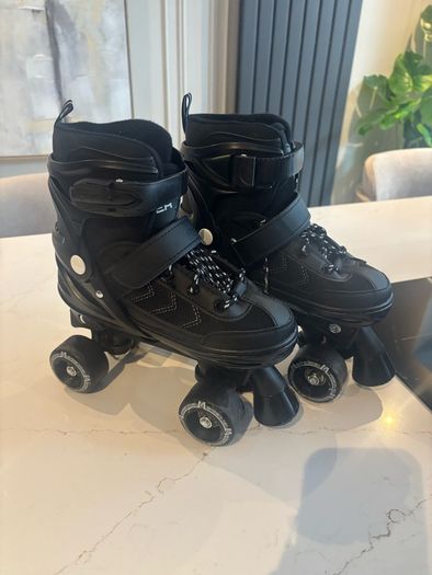 Kids Roller-skates,  size 3-5