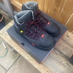 Jalas Safety Boots size 10 / 44