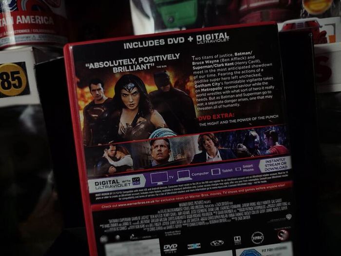 Batman V Superman - Dawn of Justice ! DVD with Slipcase ! 2016 ! DC ! Marvel !