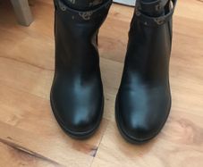 GUESS FL7TADELE10 Women's Black Leather Ankle Boot and High Wedge Logo