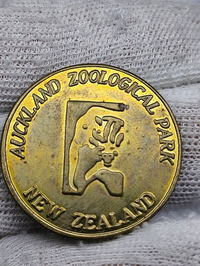 New Zealand Tourist Dollar Auckland Zoological Park