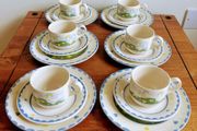1970s English Ironstone 18 piece set