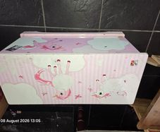Child storage box