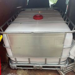 500 litre tanks