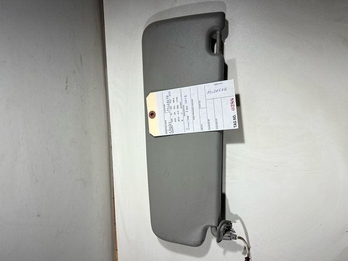 Sun Visor Grey Mirror Light Passenger 7252007 BMW E90 E91 LCI 3 Series 07-2012 a3l2b64g