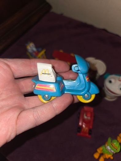 Lot of Vintage 80'/90's Mcdonals Toys