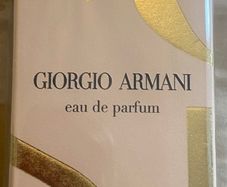 Si Giorgio Armani Perfume