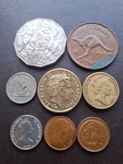 A Lot of 20 coins from Australia and New Zealand (1947-2011)