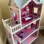 Doll's House Image 6