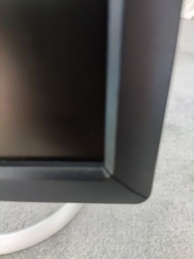 Dell Ultrasharp 19" Hd Lcd 1901fp + Dell 17" Lcd E171fp