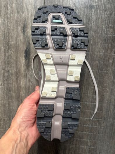 On Cloudvista 2 Waterproof Runners - Size EU 40.5