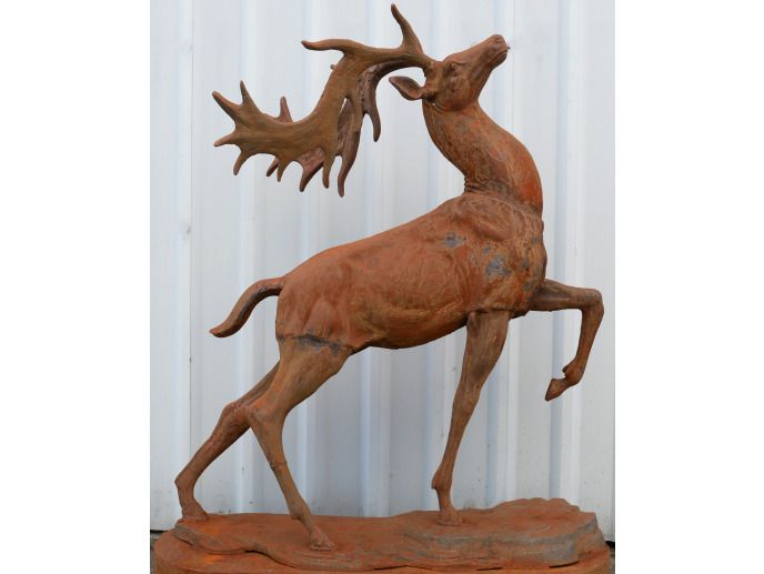 Rusty Stag D8887