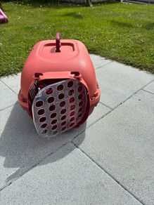 pet crate with door and opening roof