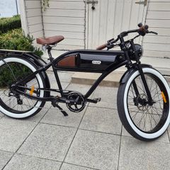 Massive retro style ebike