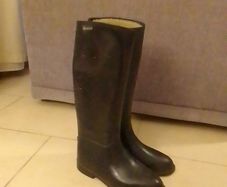 Horse riding boots