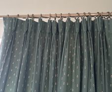 Curtain