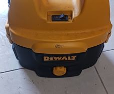 Dewalt wet & dry vacuum cleaner