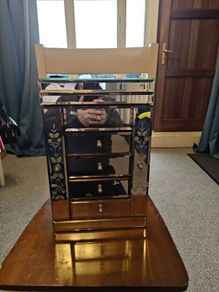 mirrored jewellry armoir