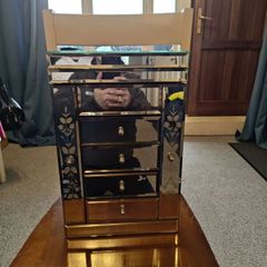 mirrored jewellry armoir