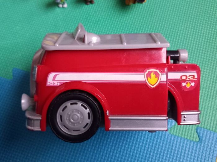Paw patrol vehicles and figures