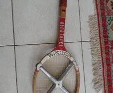 Vintage Tennis Racket Montana Redstroke includes a metal Zephyr maintenance cross for reinforcement 1970s