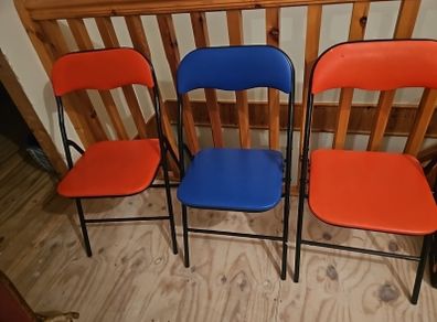 Foldable Chairs